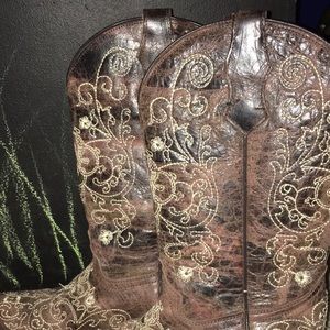 Corral Teen Boots size 3